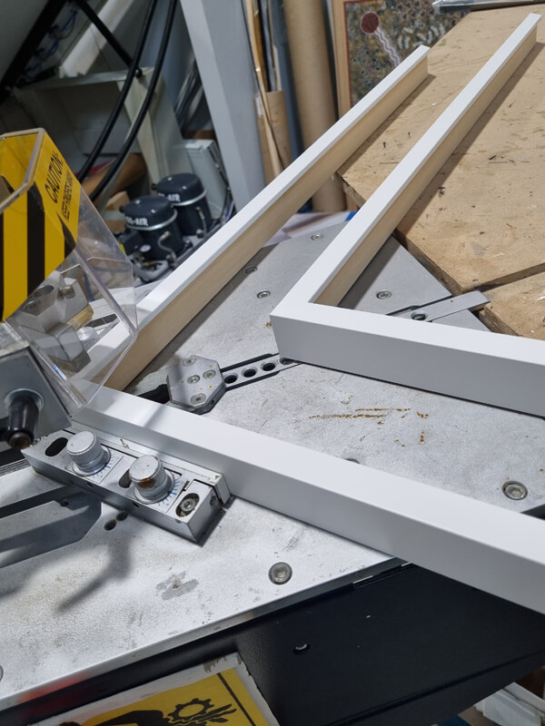 Joining white box frame white box frame