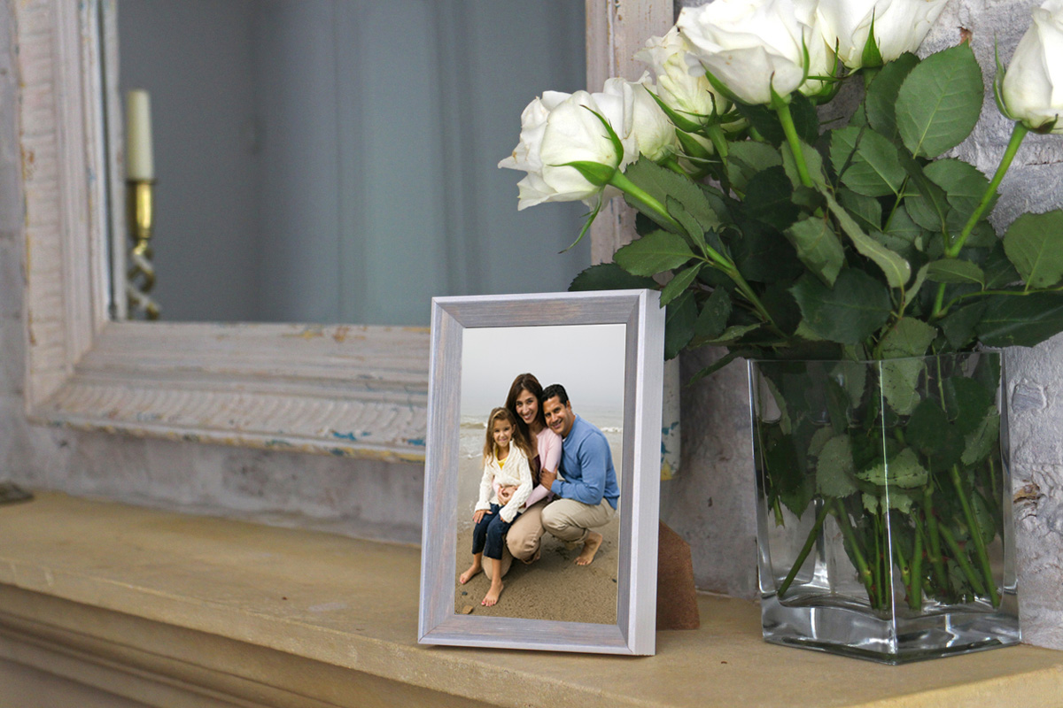 Digital vs traditional photo frames